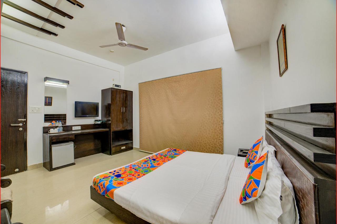 Fabhotel Exotica Greenpark Új-Delhi Kültér fotó