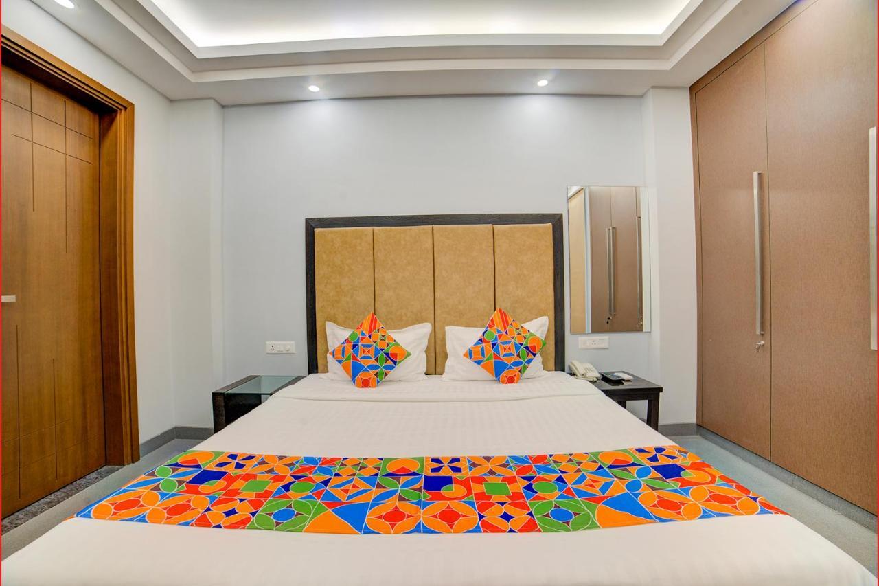 Fabhotel Exotica Greenpark Új-Delhi Kültér fotó